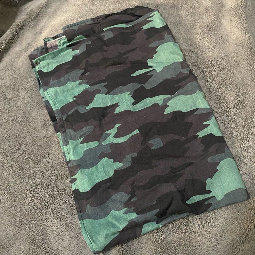 mai camo pareo SOLD